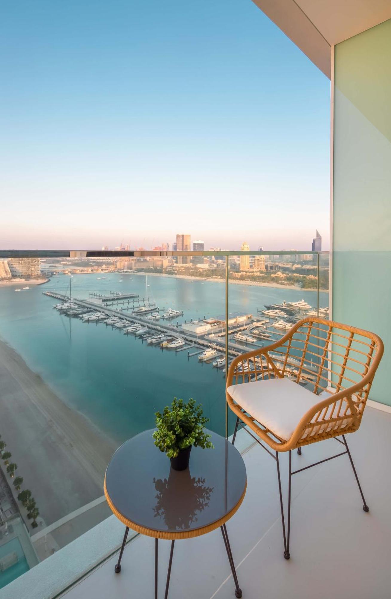 Silkhaus Palm View 1Bdr With Private Beach In Emaar Beachfront Dubái Exterior foto